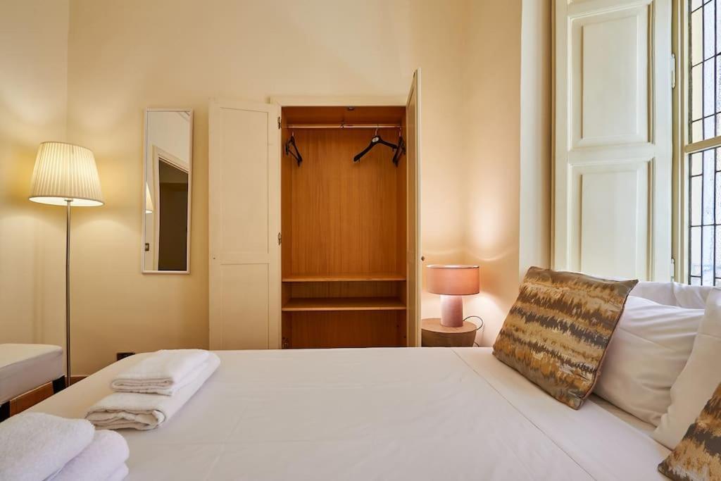 Irex - Cavour Private Apartment Rom Exterior foto